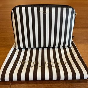 Hendri Bendel New York makeup bag